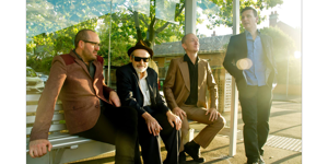 THE FOUR SCOOPS image.